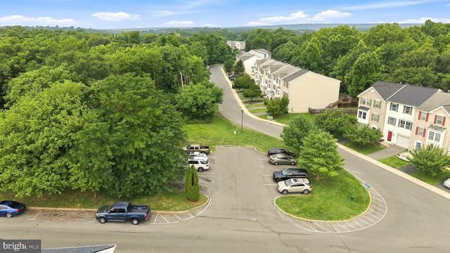 185 SCARBORO DR, Bunker Hill, WV 25413