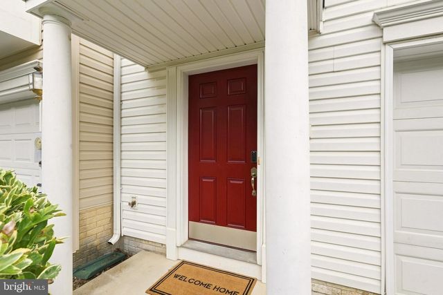 185 SCARBORO DR, Bunker Hill, WV 25413