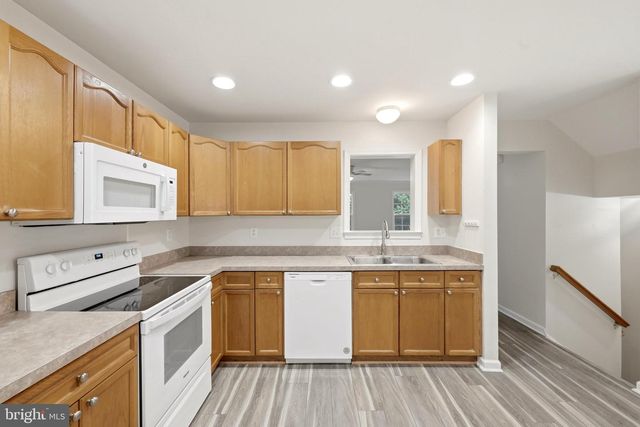 185 SCARBORO DR, Bunker Hill, WV 25413