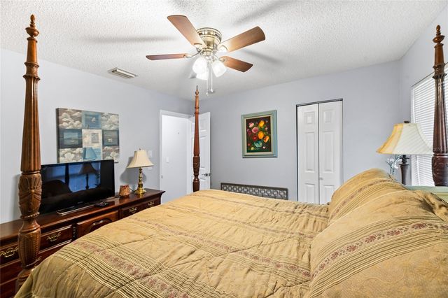 5 WAYLAND PLACE, Palm Coast, FL 32164
