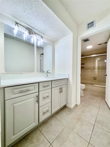 535 NW 98th Avenue, Plantation, FL 33324