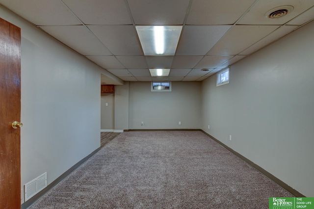 12657 C Street, Omaha, NE 68144