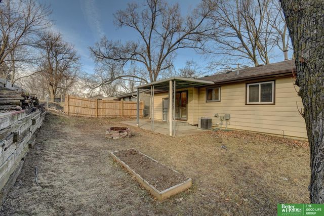 12657 C Street, Omaha, NE 68144