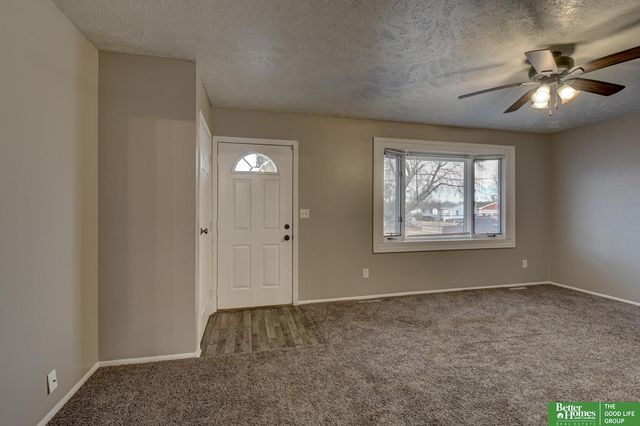 12657 C Street, Omaha, NE 68144