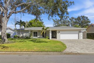 1937 DOLPHIN BOULEVARD S, St Petersburg, FL 33707