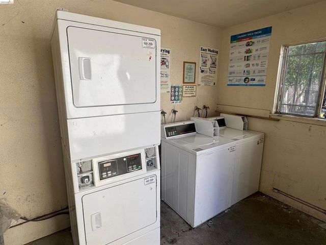 203 Sunset Blvd, Hayward, CA 94541