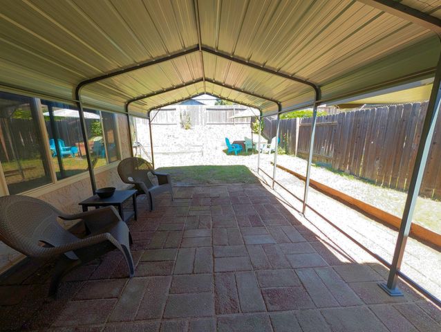 8063 Oak Meadow Ct, Citrus Heights, CA 95610