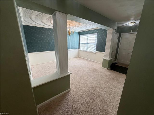 130 Horse Run DR, Chesapeake, VA 23322