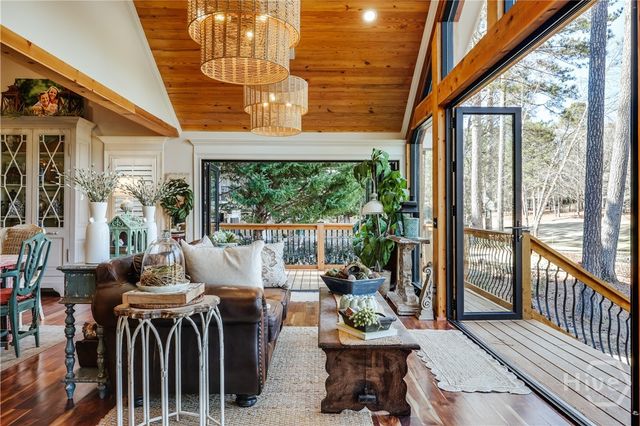 1040 Spy Glass Hill, Greensboro, GA 30642