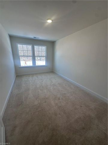 1285 Hammond Drive, Mebane, NC 27302