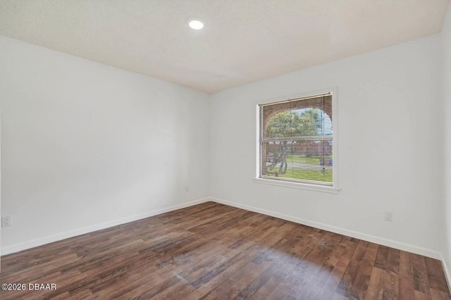 7 Lakeview Circle, Ormond Beach, FL 32174