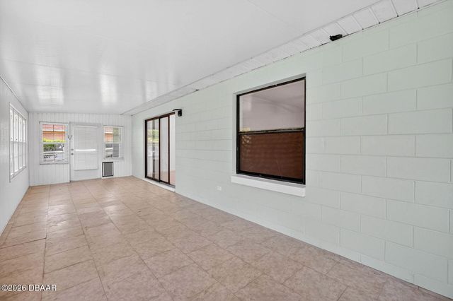 7 Lakeview Circle, Ormond Beach, FL 32174
