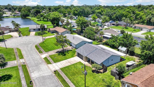 7 Lakeview Circle, Ormond Beach, FL 32174