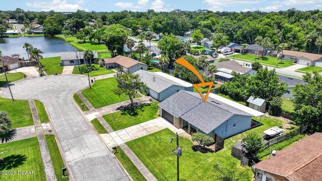 7 Lakeview Circle, Ormond Beach, FL 32174