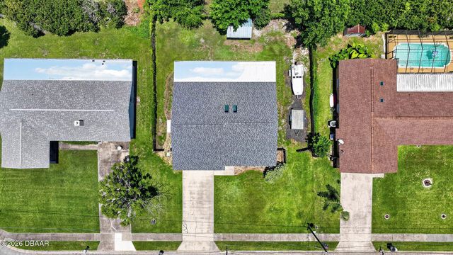 7 Lakeview Circle, Ormond Beach, FL 32174