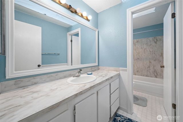 4314 S 262nd Street, Kent, WA 98032