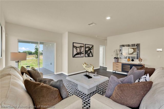 6862 Coconut Grove Drive, Sebring, FL 33872