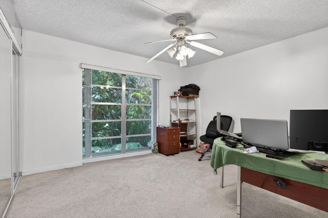 801 W Oakland Park Boulevard, Oakland Park, FL 33311