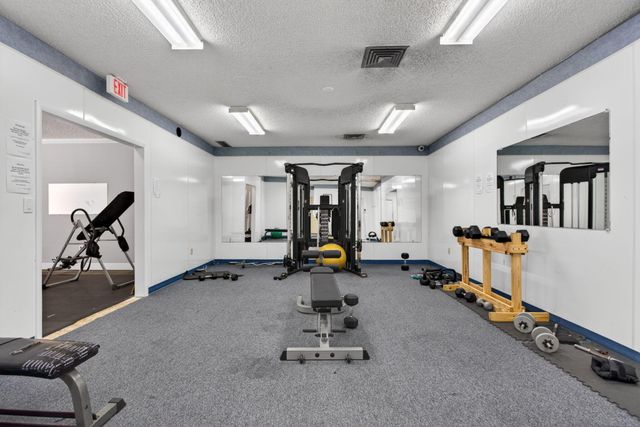 801 W Oakland Park Boulevard, Oakland Park, FL 33311