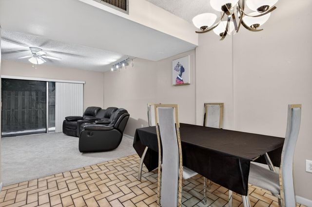 801 W Oakland Park Boulevard, Oakland Park, FL 33311