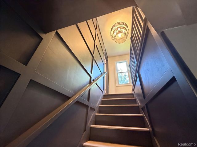 492 Algene Street, Lake Orion Village, MI 48362