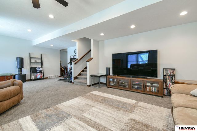 2105 Myhill Lane, Crete, NE 68333