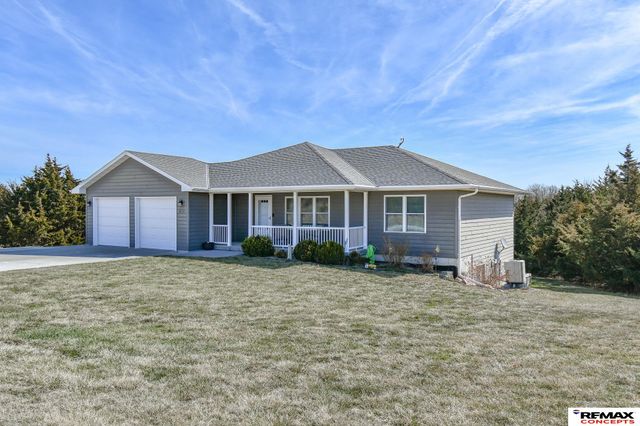 2105 Myhill Lane, Crete, NE 68333