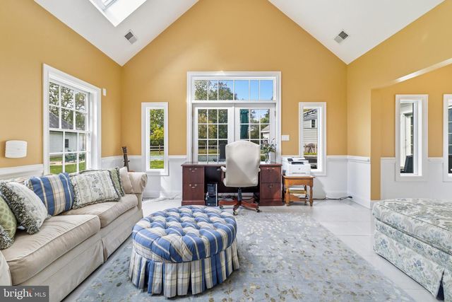 107 E MILL RD, Flourtown, PA 19031