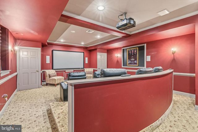 107 E MILL RD, Flourtown, PA 19031