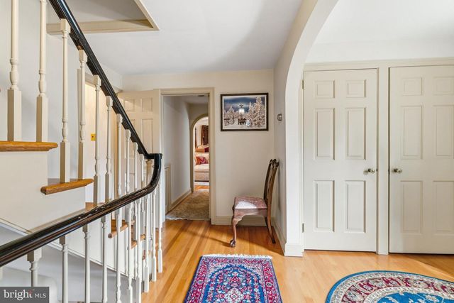 107 E MILL RD, Flourtown, PA 19031