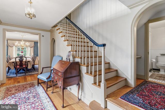 107 E MILL RD, Flourtown, PA 19031