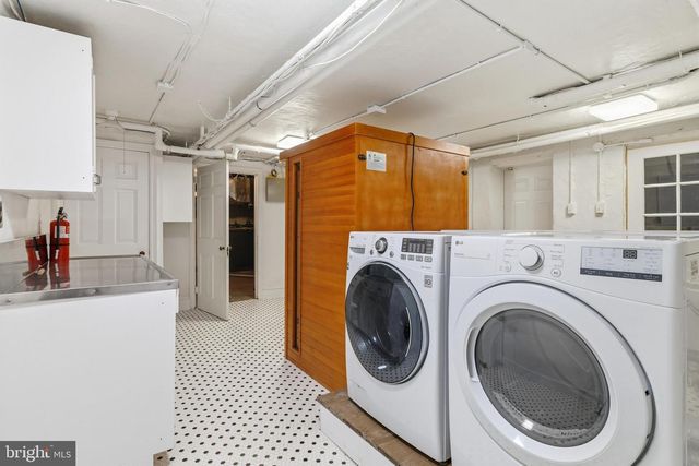 107 E MILL RD, Flourtown, PA 19031