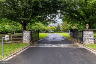 107 E MILL RD, Flourtown, PA 19031