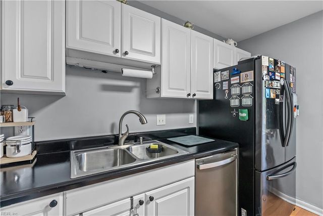 1637 Helmsley CT, Virginia Beach, VA 23464