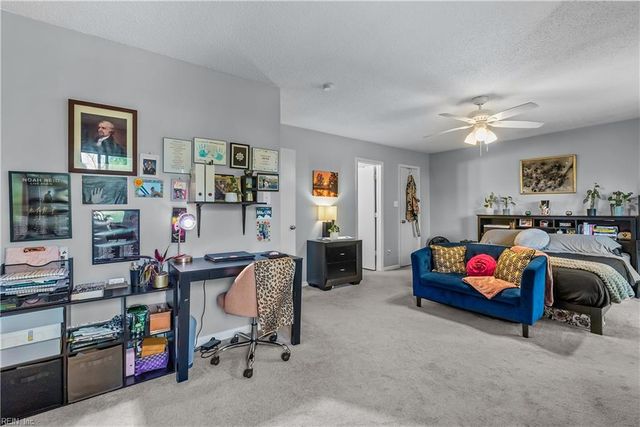 1637 Helmsley CT, Virginia Beach, VA 23464