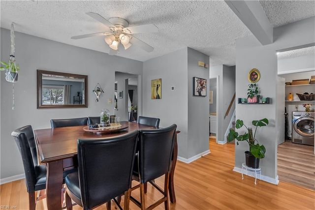 1637 Helmsley CT, Virginia Beach, VA 23464