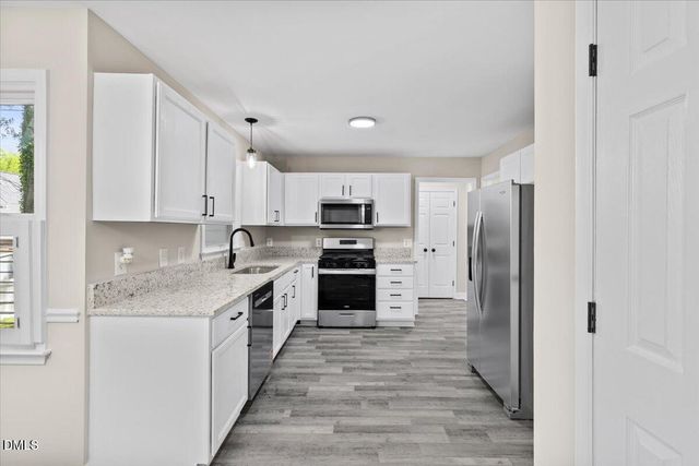 4705 Atterbury Court, Raleigh, NC 27604
