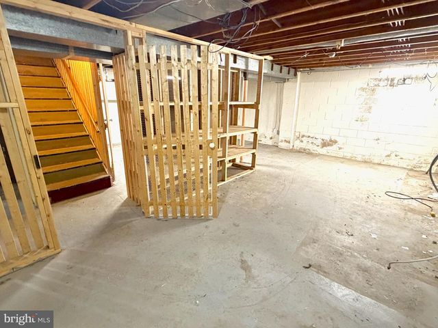 490 MEADOW LN, Lebanon, PA 17042