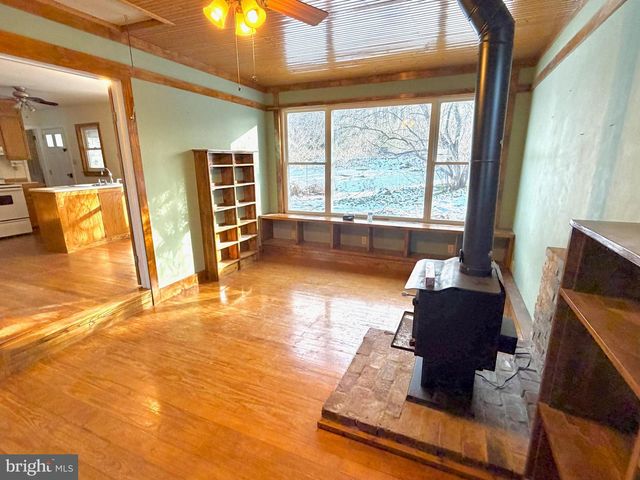 490 MEADOW LN, Lebanon, PA 17042