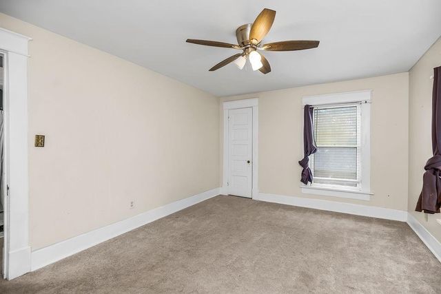 211 Vine Street, Leavenworth, KS 66048