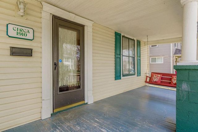 211 Vine Street, Leavenworth, KS 66048