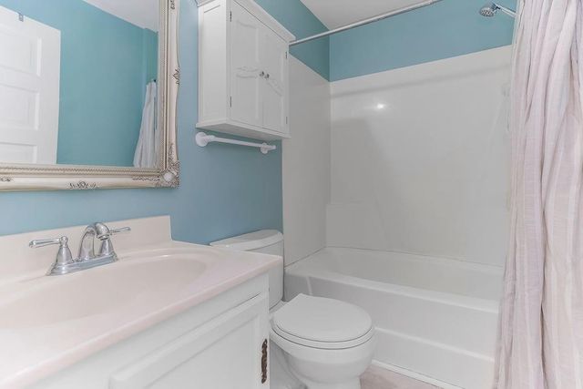 211 Vine Street, Leavenworth, KS 66048