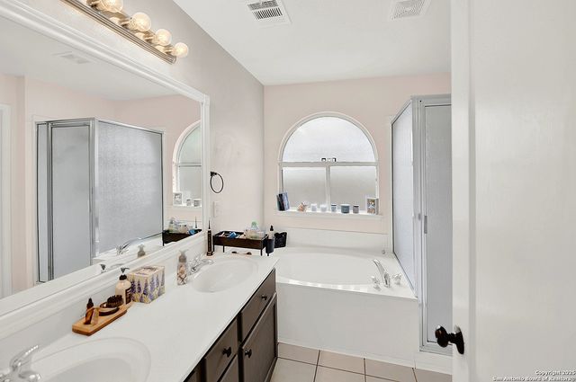 9951 Sandlet, San Antonio, TX 78254
