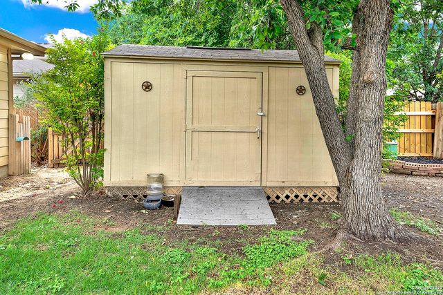 9951 Sandlet, San Antonio, TX 78254