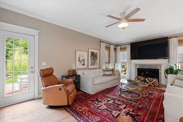 1051 Holly Tree Farms Rd, Brentwood, TN 37027