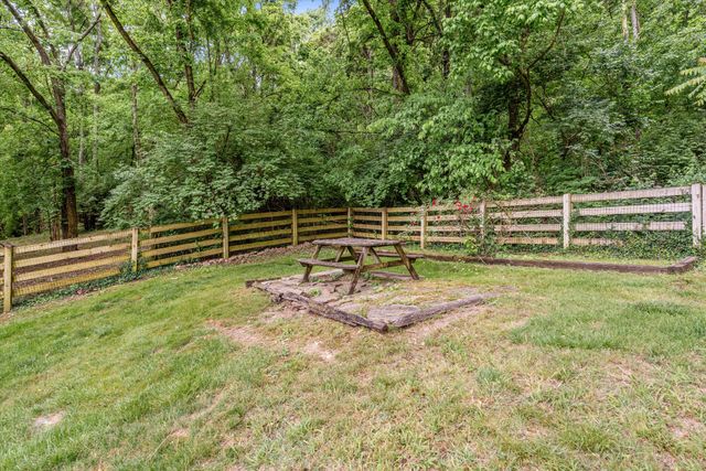 1051 Holly Tree Farms Rd, Brentwood, TN 37027