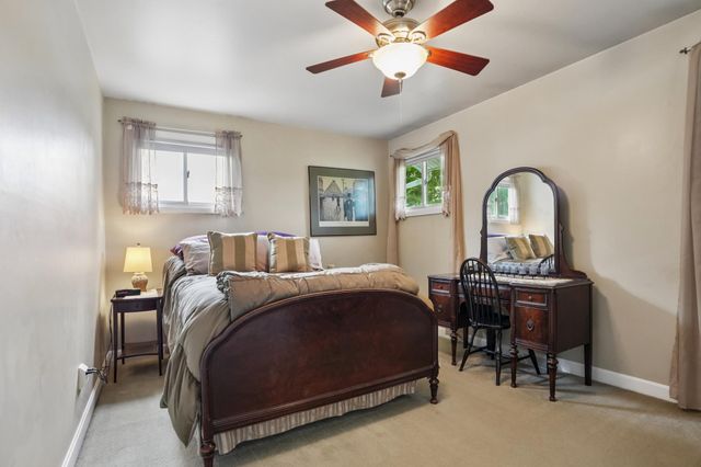 85 W WOODCREST AVE, Maple Shade, NJ 08052