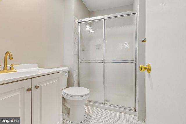 18 MADISON ST, Swedesboro, NJ 08085