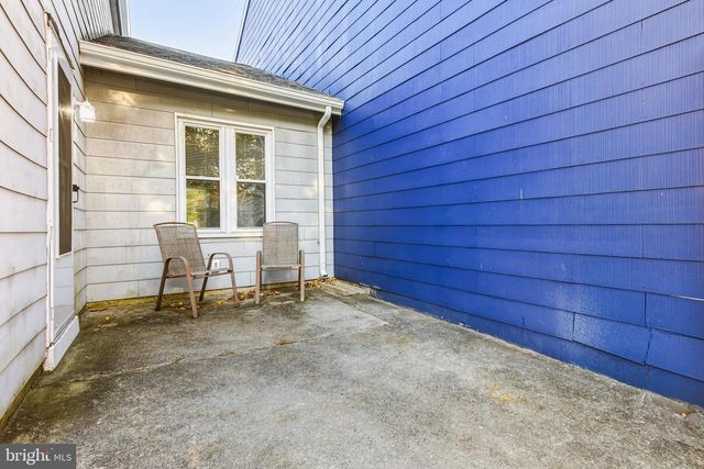 18 MADISON ST, Swedesboro, NJ 08085