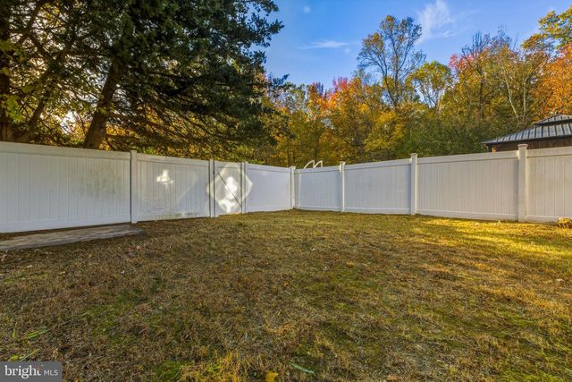 18 MADISON ST, Swedesboro, NJ 08085